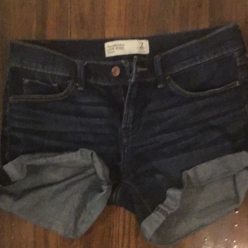 Abrercrombie low rise shorts